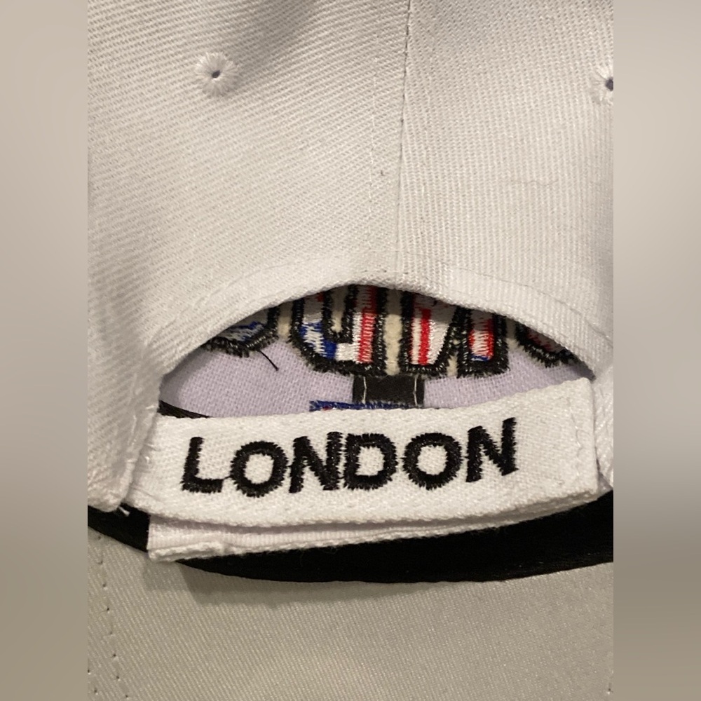 NEW London Embroidered Snap Back White Hat Cap Union Jack Flag Adjustable Sizing - Picture 5 of 9